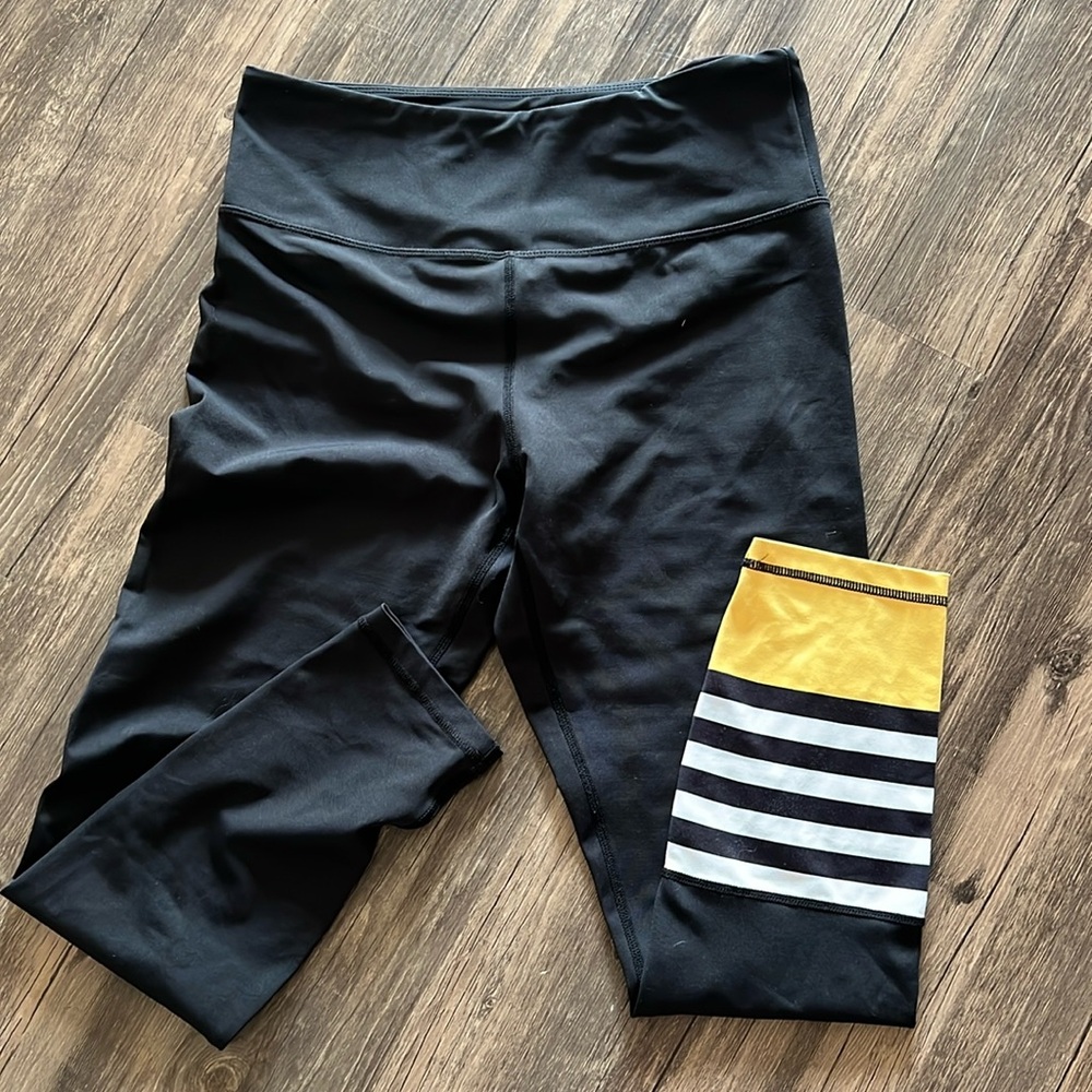 Zyia Bumblebee Legging EUC